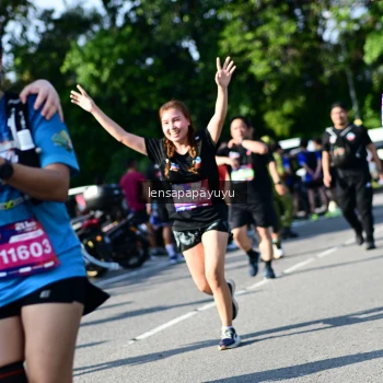 Runner Photo 4146409