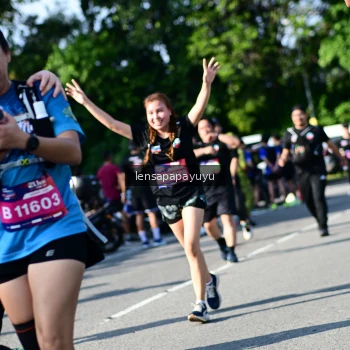 Runner Photo 4146417