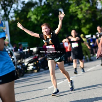 Runner Photo 4146419