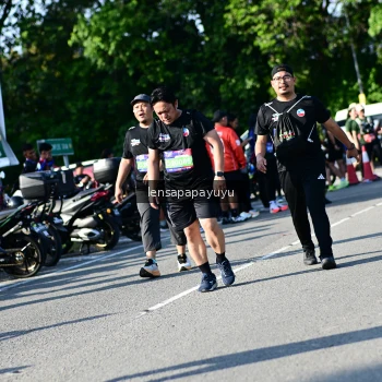 Runner Photo 4146436