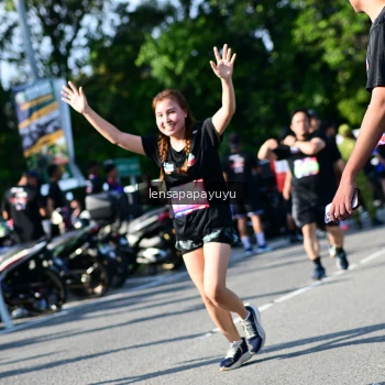 Runner Photo 4146437