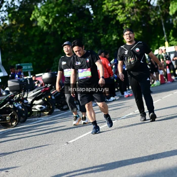 Runner Photo 4146439