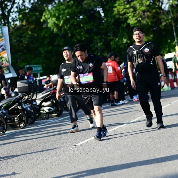 Runner Photo 4146461