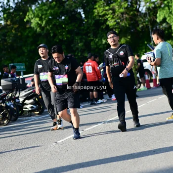 Runner Photo 4146462