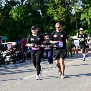 Runner Photo 4146482