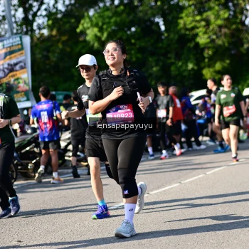Runner Photo 4146495