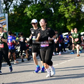 Runner Photo 4146497