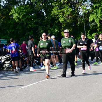 Runner Photo 4146505