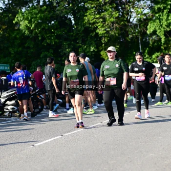 Runner Photo 4146510