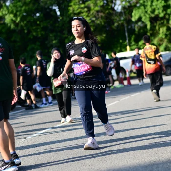Runner Photo 4146528