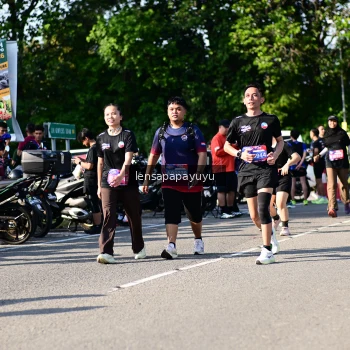 Runner Photo 4146583