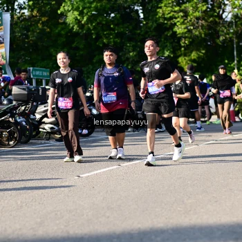 Runner Photo 4146584