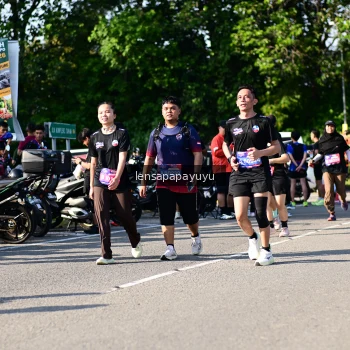 Runner Photo 4146601