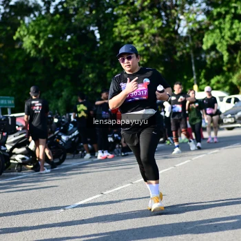 Runner Photo 4146693