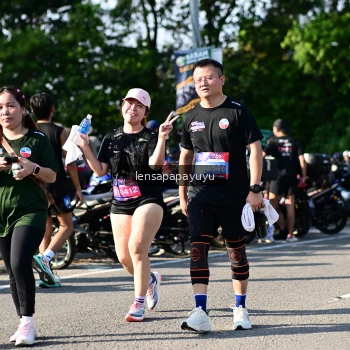 Runner Photo 4146708