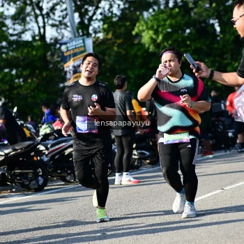 Runner Photo 4146760