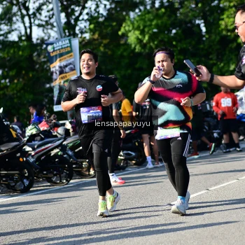 Runner Photo 4146767