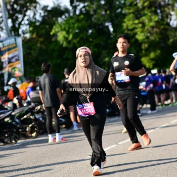 Runner Photo 4146791