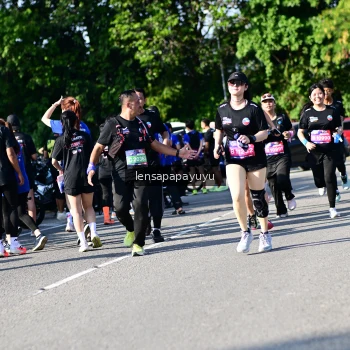 Runner Photo 4146862