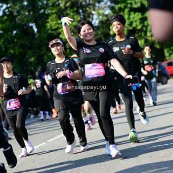 Runner Photo 4146867