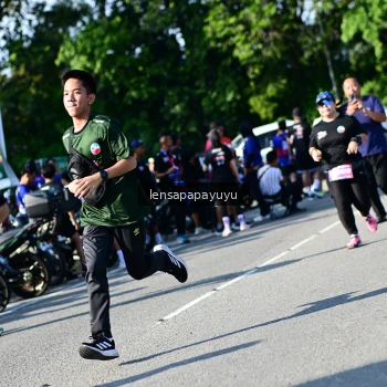 Runner Photo 4146920
