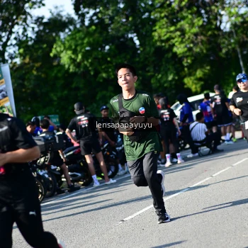 Runner Photo 4146932