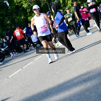 Runner Photo 4146974