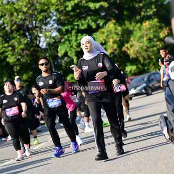 Runner Photo 4146997