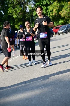 Runner Photo 4147058