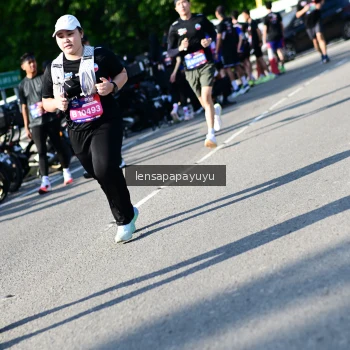Runner Photo 4147126