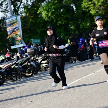 Runner Photo 4147199
