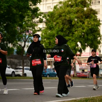 Runner Photo 4147214