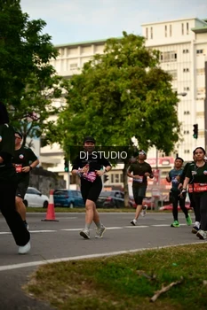Runner Photo 4147234
