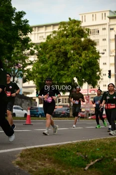 Runner Photo 4147236