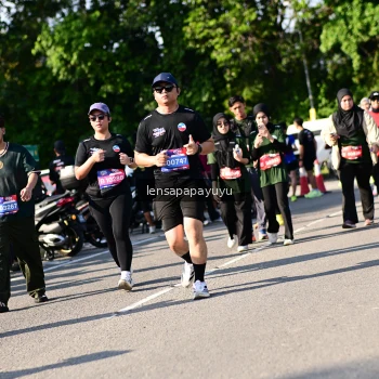 Runner Photo 4147268