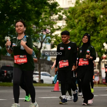 Runner Photo 4147271