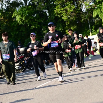 Runner Photo 4147274