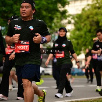 Runner Photo 4147305