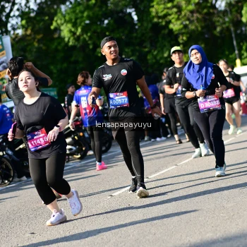 Runner Photo 4147306