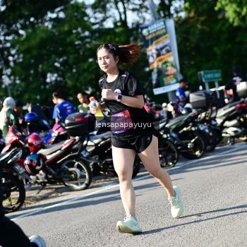 Runner Photo 4147315