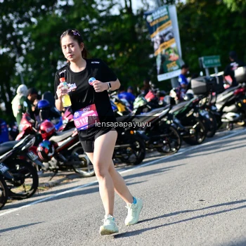 Runner Photo 4147349