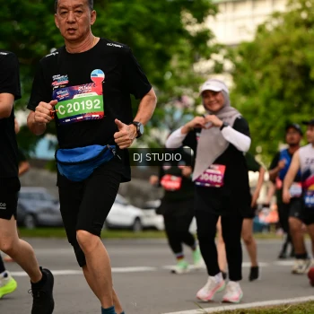 Runner Photo 4147355