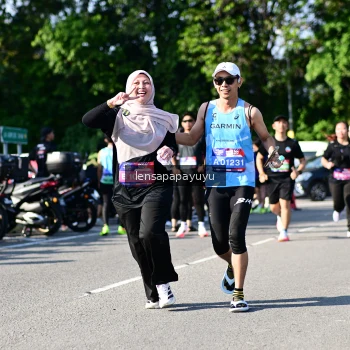 Runner Photo 4147359