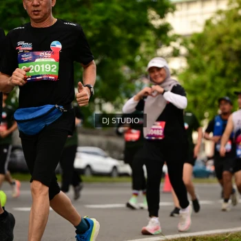 Runner Photo 4147360
