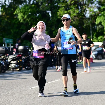 Runner Photo 4147373