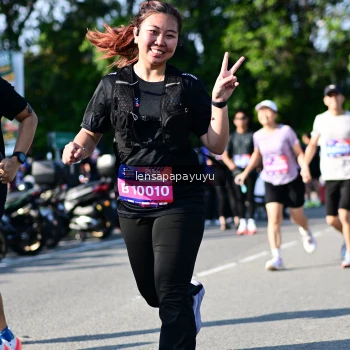 Runner Photo 4147380
