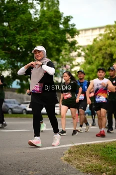 Runner Photo 4147391