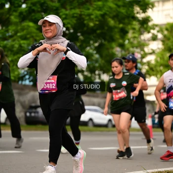 Runner Photo 4147401