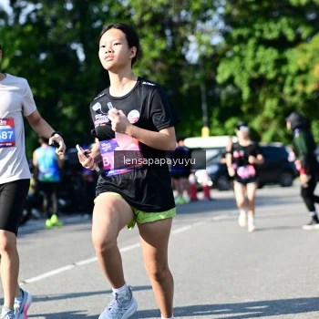 Runner Photo 4147407