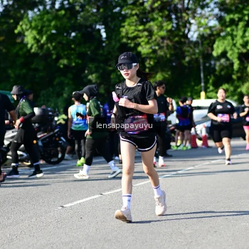 Runner Photo 4147429